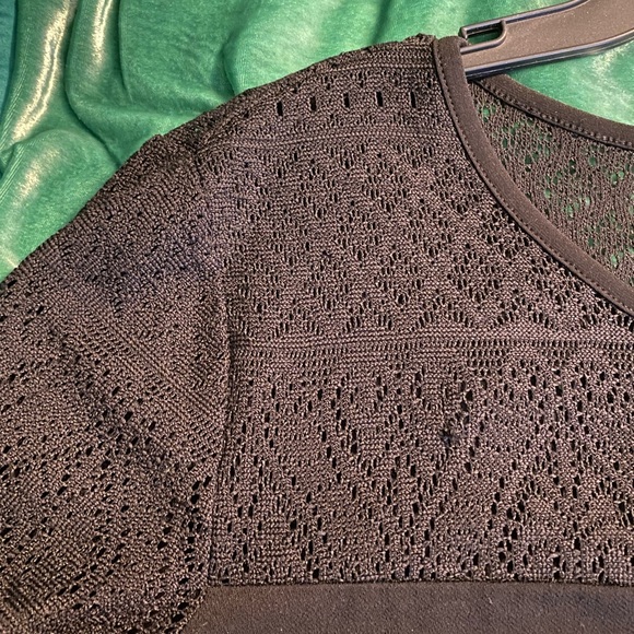 Ruffled hem black dress - Picture 3 of 7